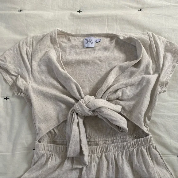 PRINCESS POLLY  Ditsy Tie Front Cutout Romper Beachy Size 8 US Linen Blend - Picture 5 of 7
